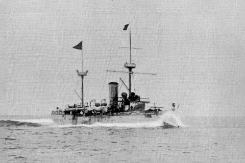 Chinese cruiser Zhiyuan ca.1894